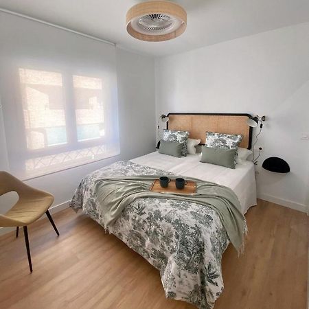 Apartamento La Muralla 塔拉韦拉·德·拉·雷纳 外观 照片
